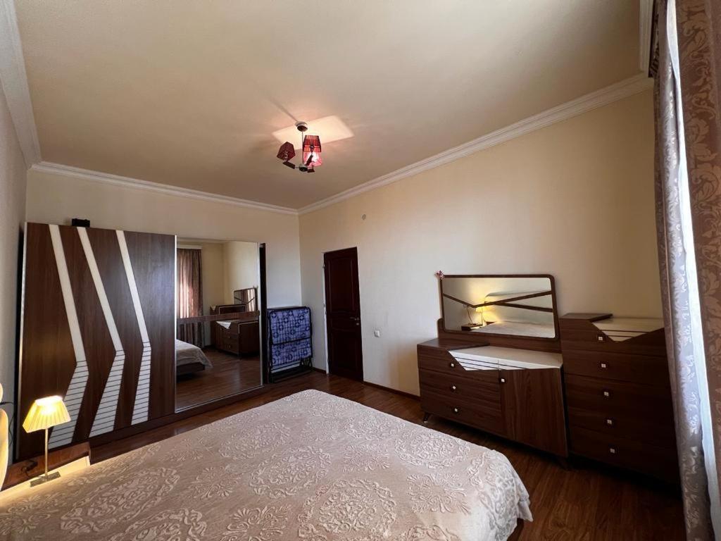 Sweet Apartment *